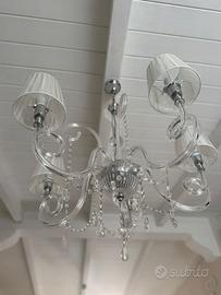 coppia lampadari fatti in fabbrica