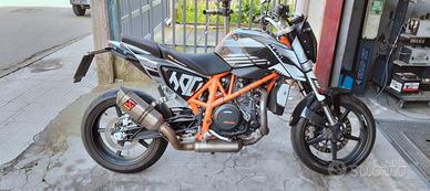 KTM 690 duke