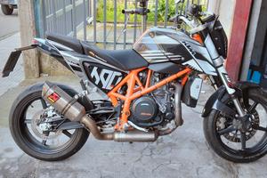 KTM 690 duke