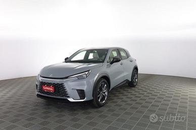 LEXUS LBX LBX Hybrid Elegant