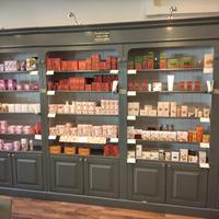 ARREDAMENTO ERBORISTERIE/LIBRERIE IN LEGNO