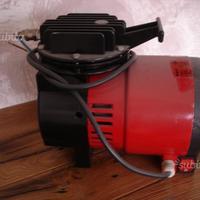 Compressore a secco, a membrana, non rumoroso