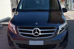 Mercedes V220 D Executive Business 7 Posti