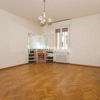 Ampio appartamento libero subito! Luminoso e con g