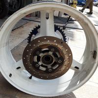 Cerchio post. nudo SUZUKI GSX r 600/ 750 anno 2001