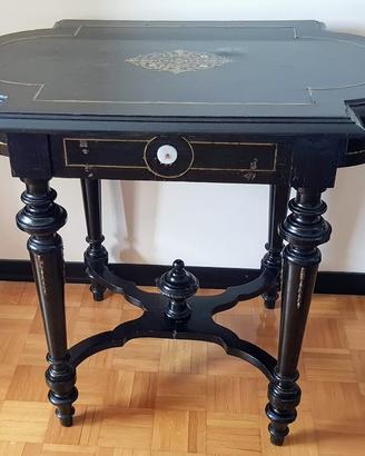 Tavolo da studio antico