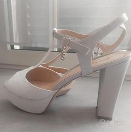 sandalo laura biagiotti  41