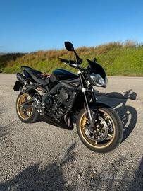 Triumph Street Triple 675R