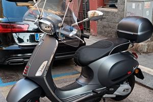 Vespa Sprint 150 09/2017,  solo 4016 km pari al nu