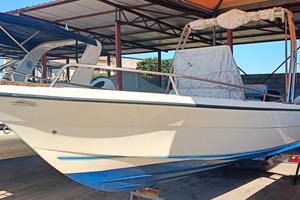 Petteruti 19 open pck Mercury F115 - CVT Nautica