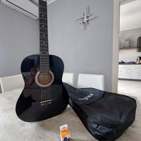 Chitarra Acustika in legno