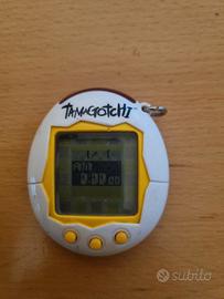 Tamagotchi Connection V1 Bianco Giallo