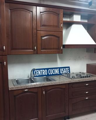 cucina arte povera di 3,30 mt