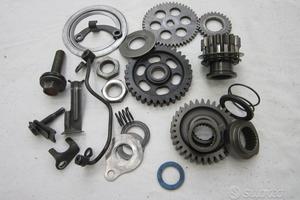 Particolari Vari Motore Honda XL 600 RM LM L Origi