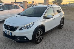 Peugeot 2008 BlueHDi 120 S&S Black Matt