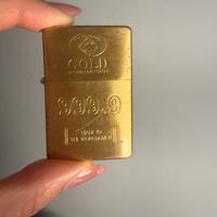 Accendino stile lingotto d’oro