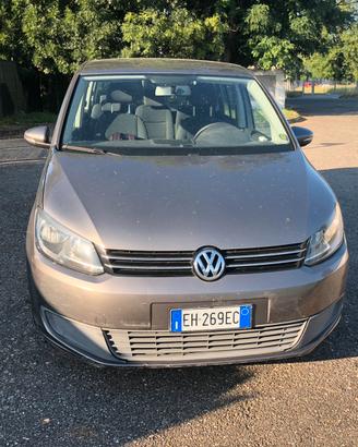 Volkswagen Touran 1.6 TD