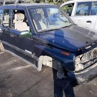 Suzuki vitara 4 x 4 ricambi