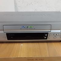 videoregistratore Panasonic superdrive