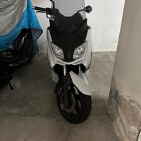 Yamaha X-Max 250 - 2010