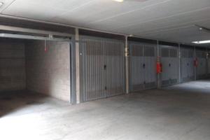 Box Auto 15mq in Via Valle D'Aosta 10
