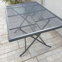 TAVOLO DA GIARDINO PIEGHEVOLE IN ACCIAIO ZINCATO