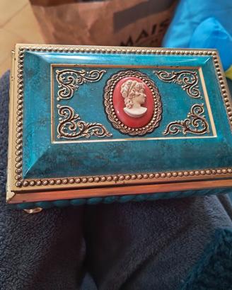 per gli antiquari prendi tutto