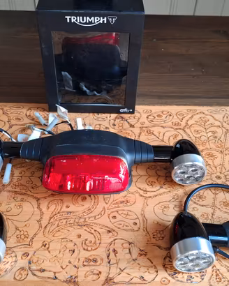 Ricambi accessori  Tiumph Scrambler 1200 XE/XC