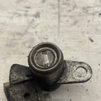 CILINDRETTO PORTIERA KIA Rio 3a Serie (05>11)