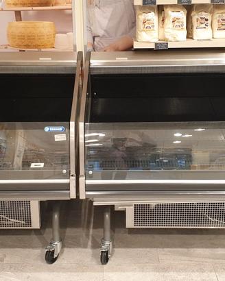vetrine refrigerate come nuove, anche singole.