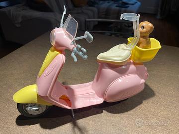 Vespa Barbie