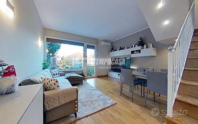 VILLETTA A SCHIERA RISTRUTTURATA!