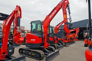 Miniescavatore 38 Q.li motore KUBOTA girosagoma