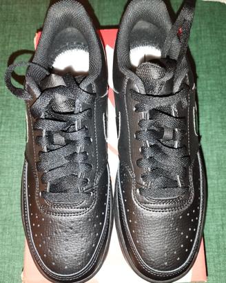 Scarpe nere donna Nike