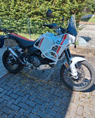 ducati desert x 