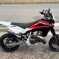 HUSQVARNA 125 SM 2011 – 19.000 KM – ACCESSORIATA