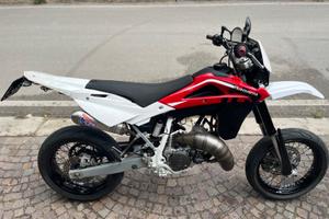 HUSQVARNA 125 SM 2011 – 19.000 KM – ACCESSORIATA