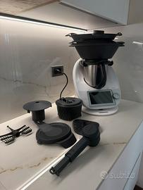 BIMBY TM6 VORWERK  – €780