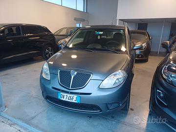 Lancia Ypsilon 1.2 Oro UniPro