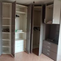 Armadio guardaroba con cabina