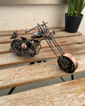 Moto Chopper Artigianale in Metallo