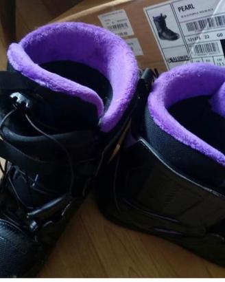 Snowboard e scarponi donna