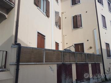 Bilocale con posto auto