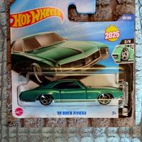 HOT WHEELS BUICK RIVIERA  1/64 1:64
