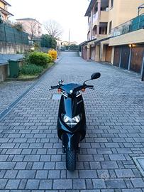 Suzuki Estilete UF 50 