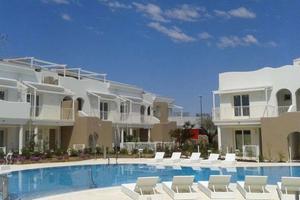 Trilo piano terra residence pzza trieste 06.6-13.6