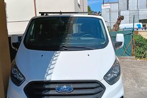 Ford transit custom 9 posti 