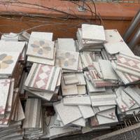 Mattonelle in graniglia