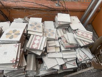 Mattonelle in graniglia