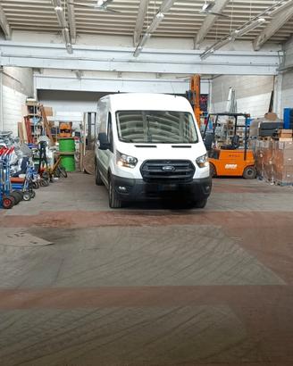 Magazzino 350mq